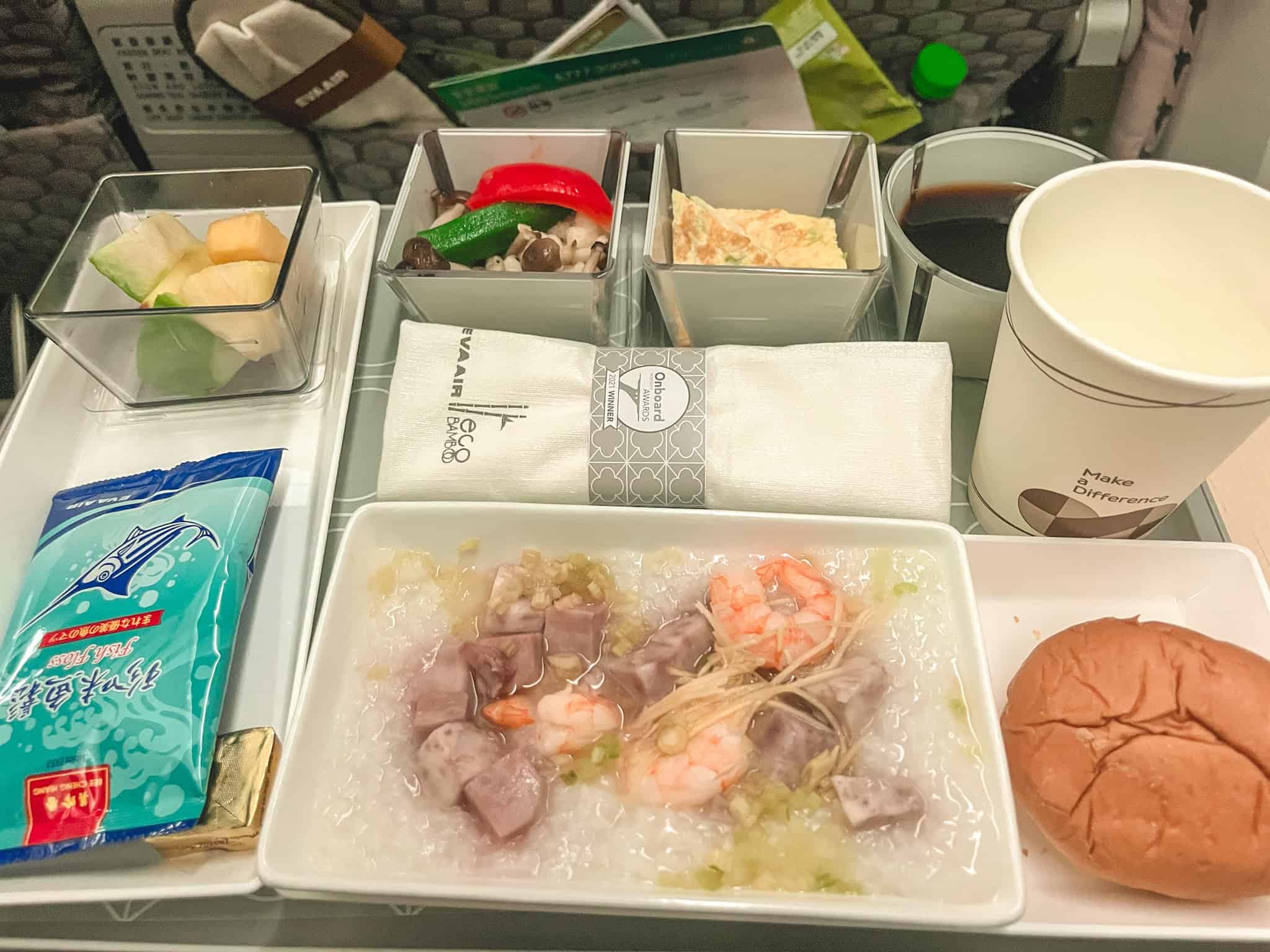 shrimp congee breakfast in eva air premium economy review