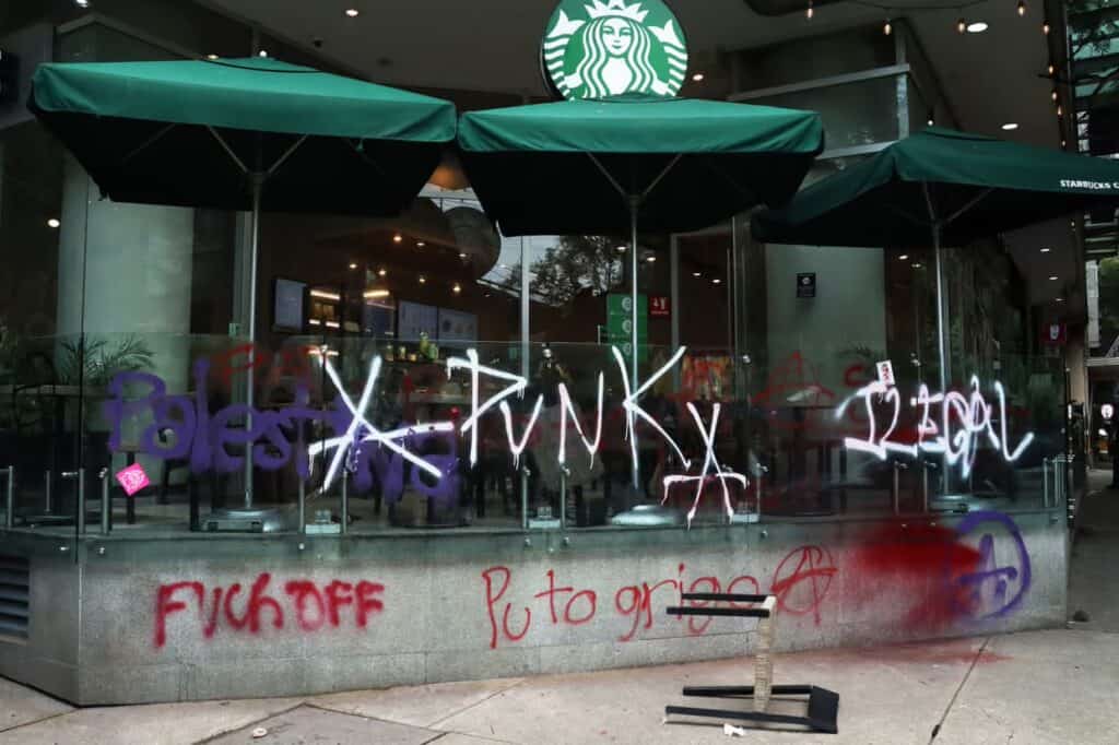 starbucks affected by the mexico city protests