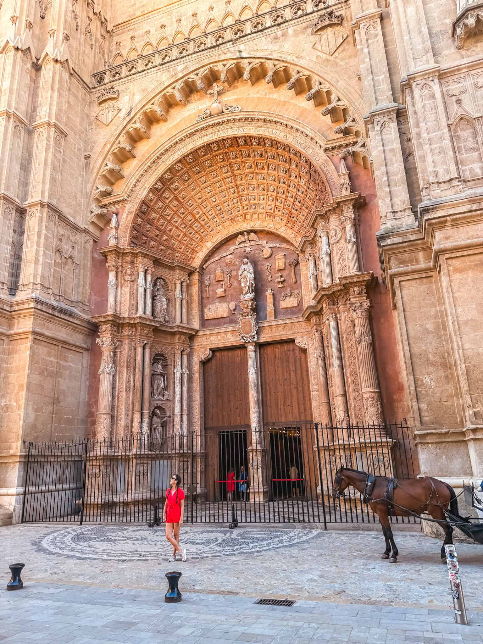 Main entrance of Palma Cathedral, a must-see on a Mallorca 7 day itinerary